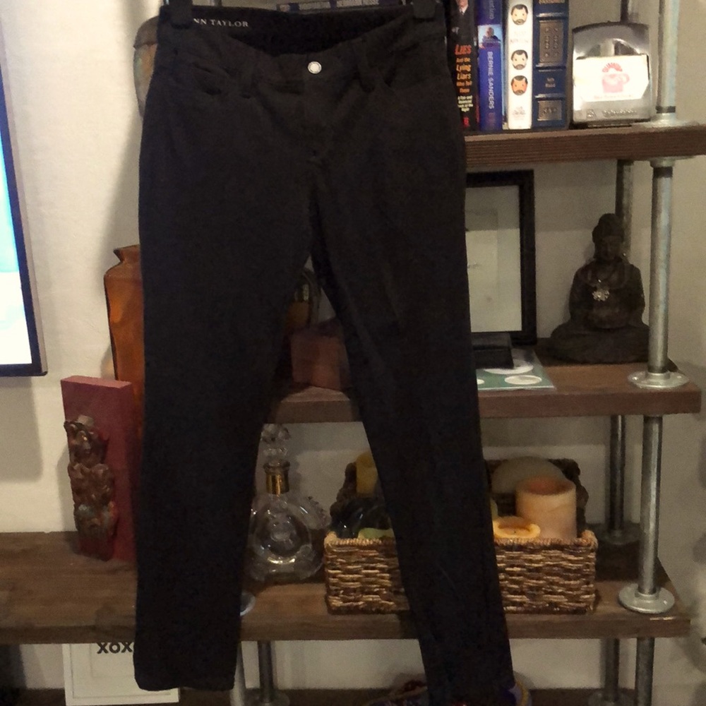 Ann Taylor black stretchy jeans